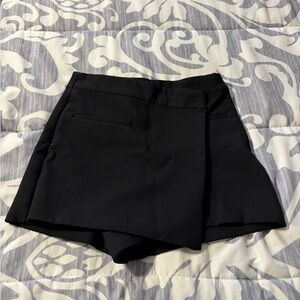 Black Zara skort.